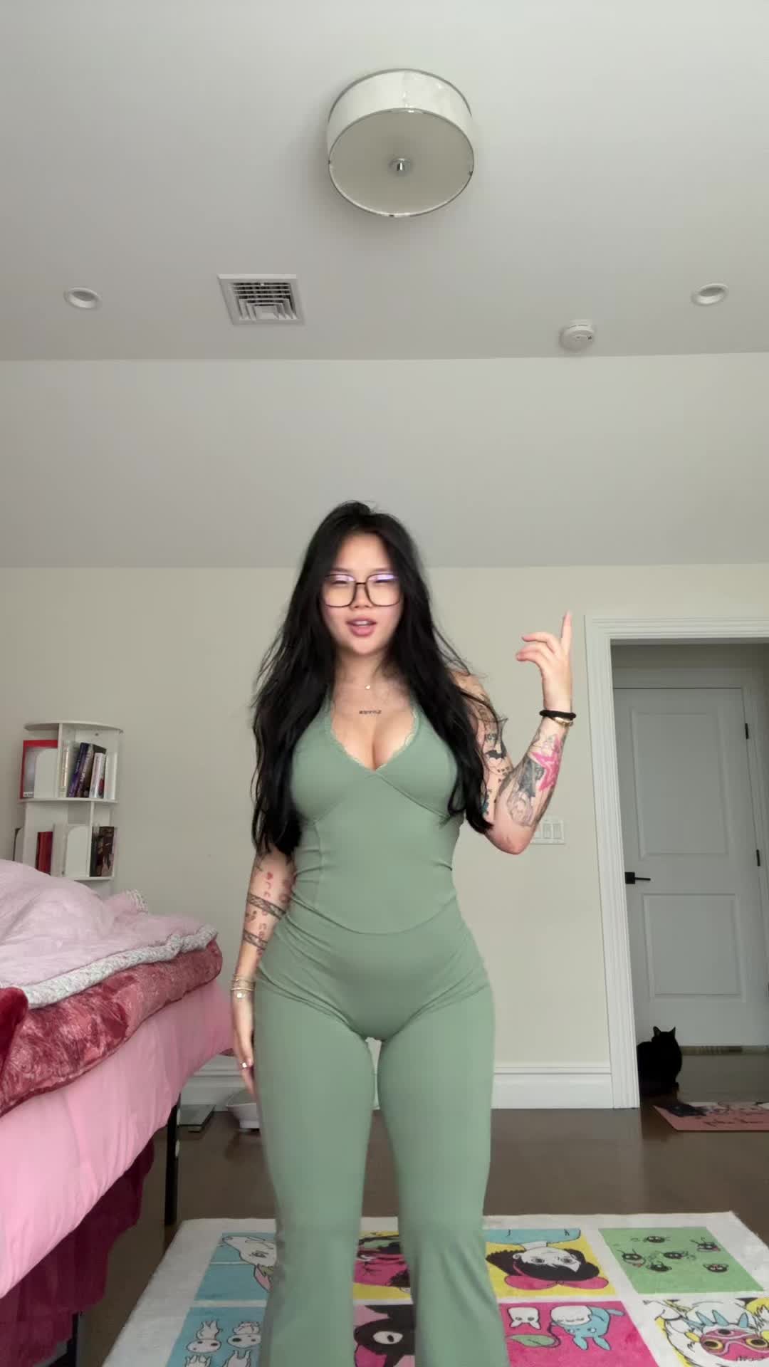 arlene lee (@arlene1ee) - Urlebird