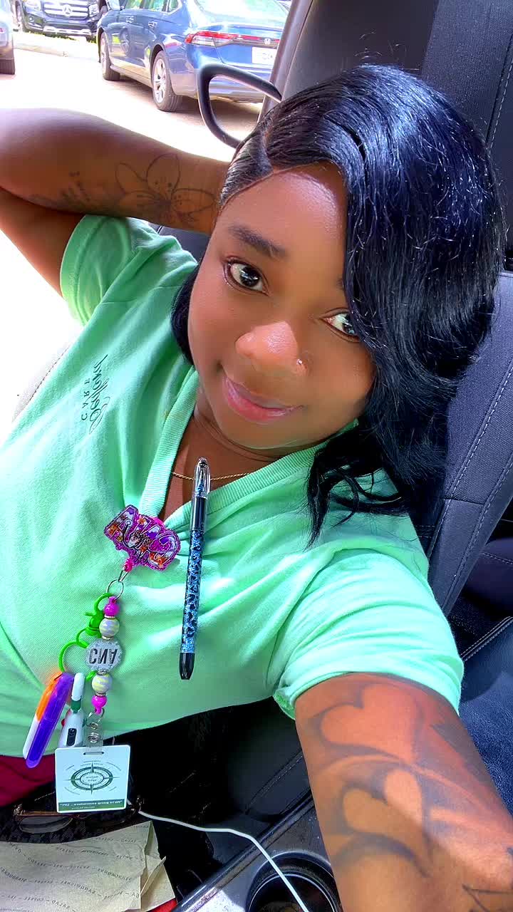 @Butterfly 🦋 Queen