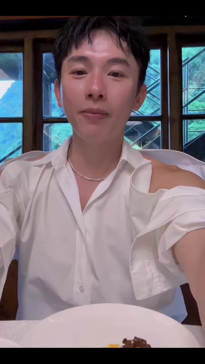 @๐
๐ข๐๐๐๐๐๐ โ๐๐ (็ๆฏ็ ๏ผ