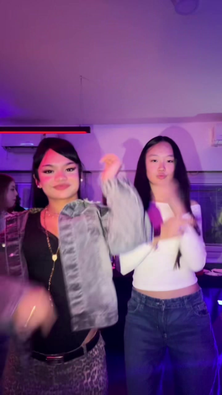 @zamilee__