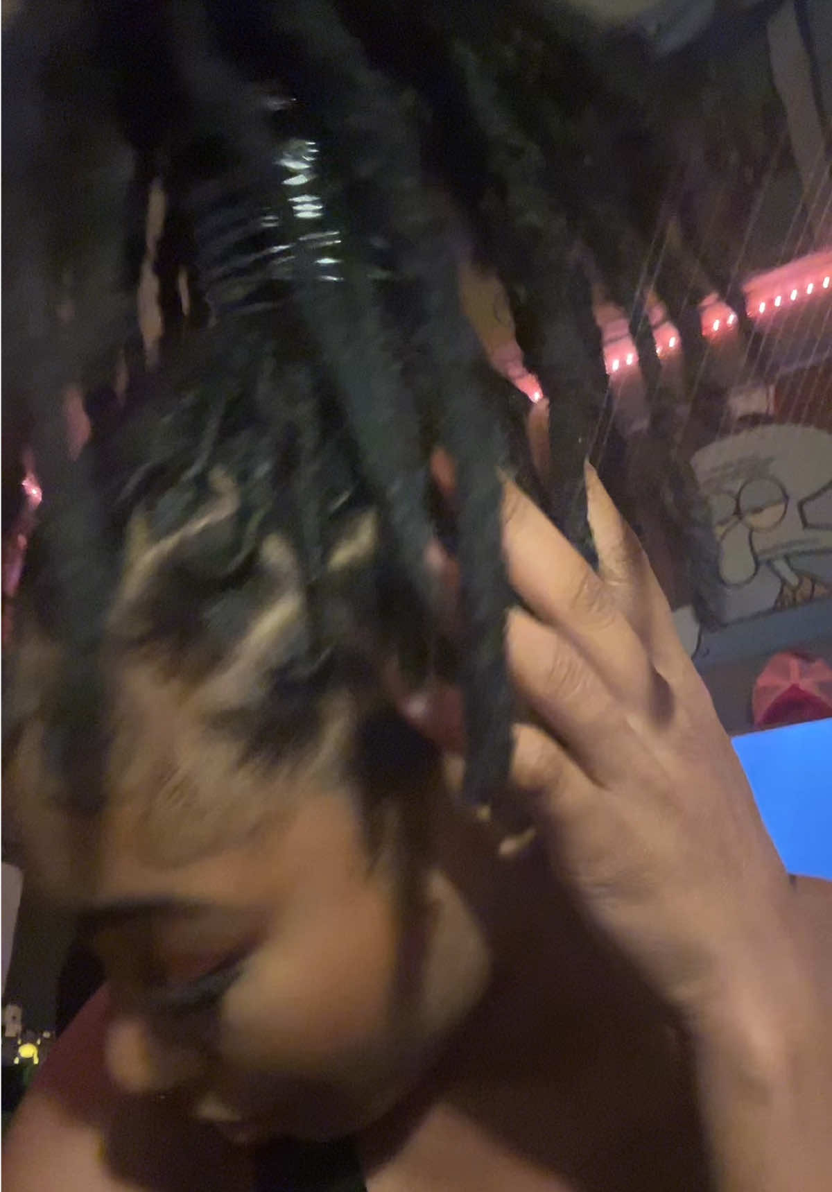 @✭