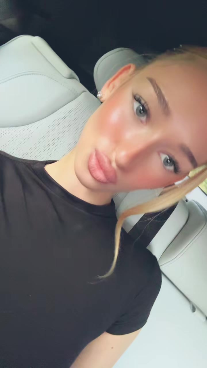 @Диииксл