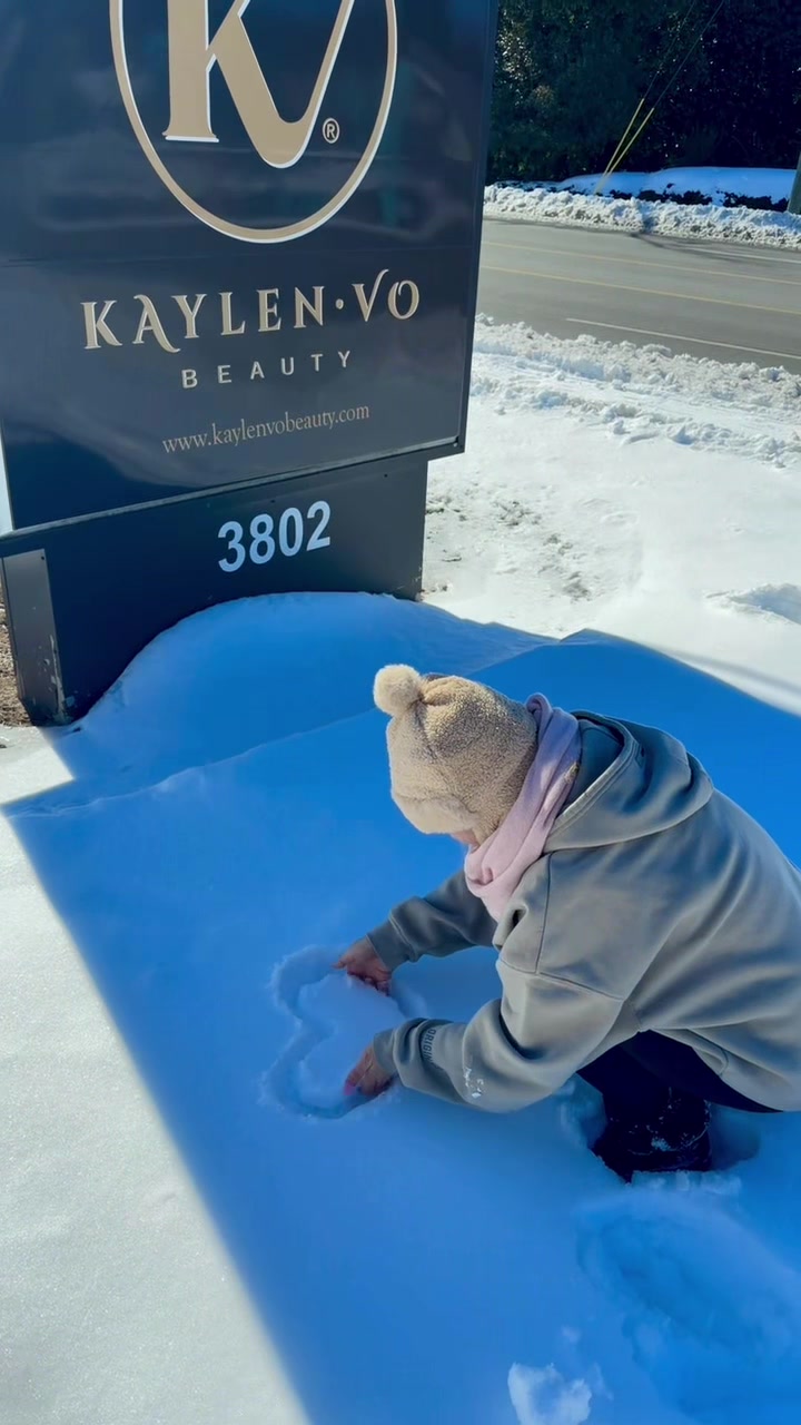 @thekaylenvo