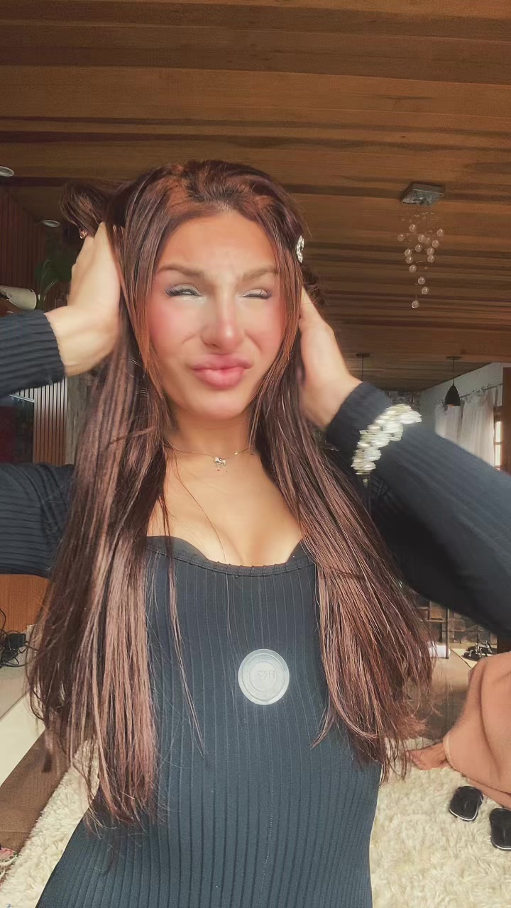 @Elloá Zampierii