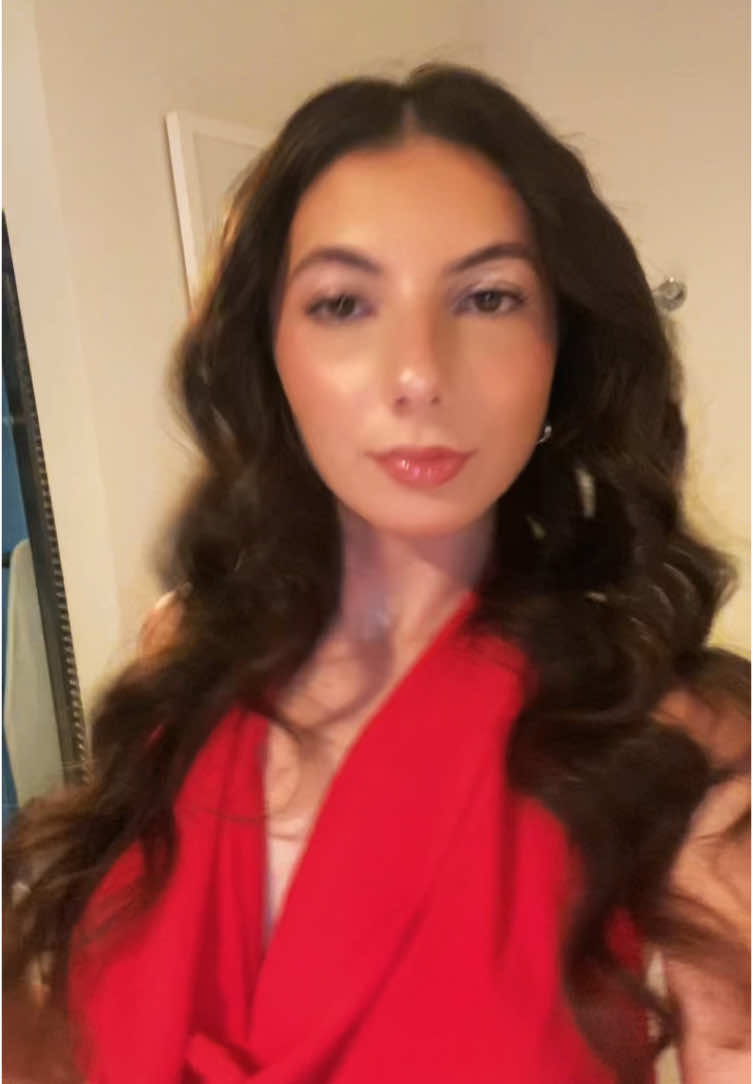 @Yllza