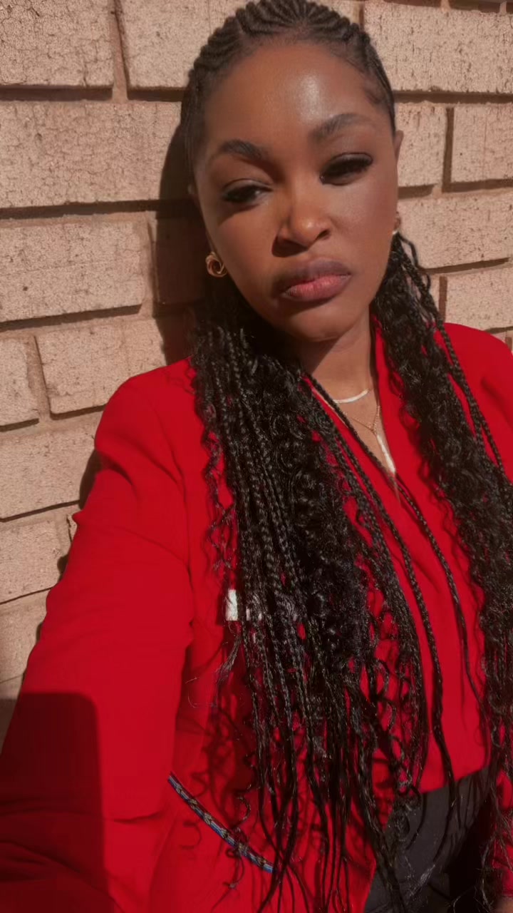 @Ndeka_Sno