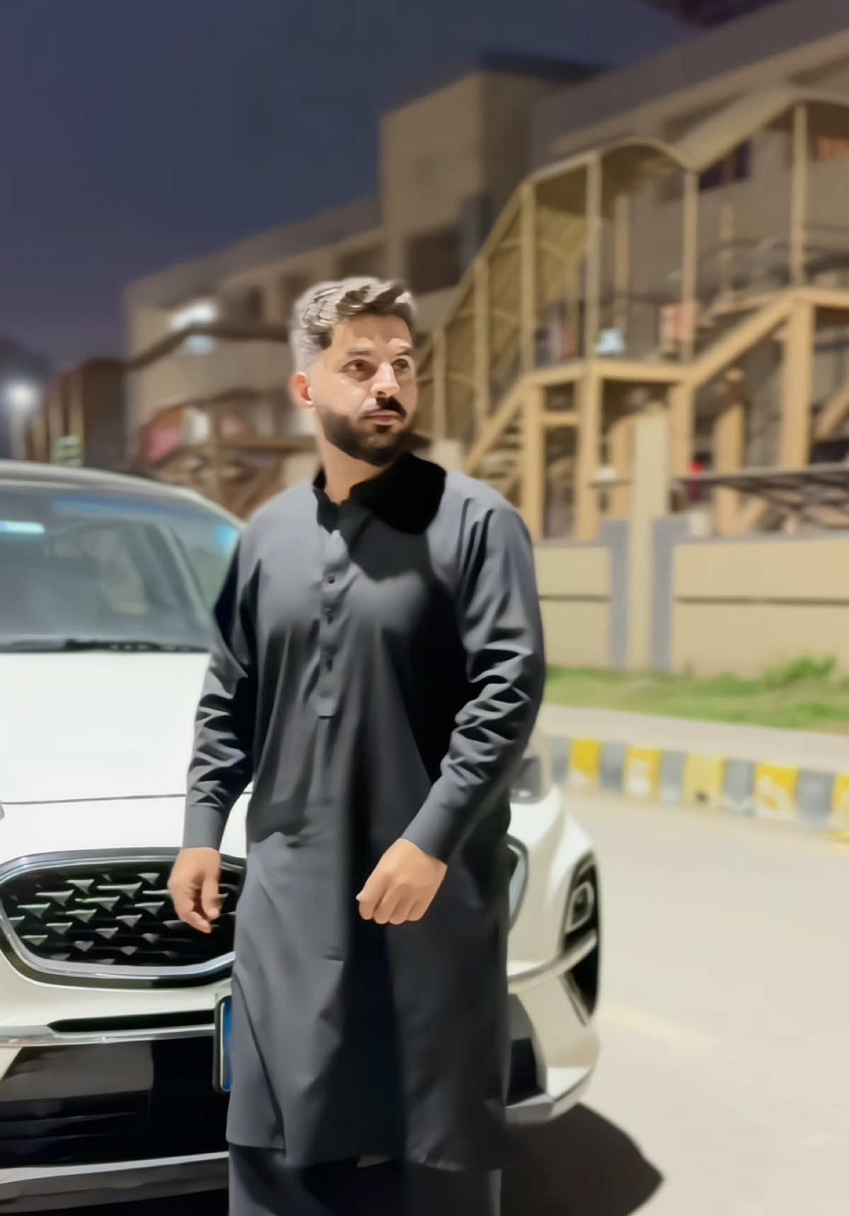 @️Haseeb Khan 💫