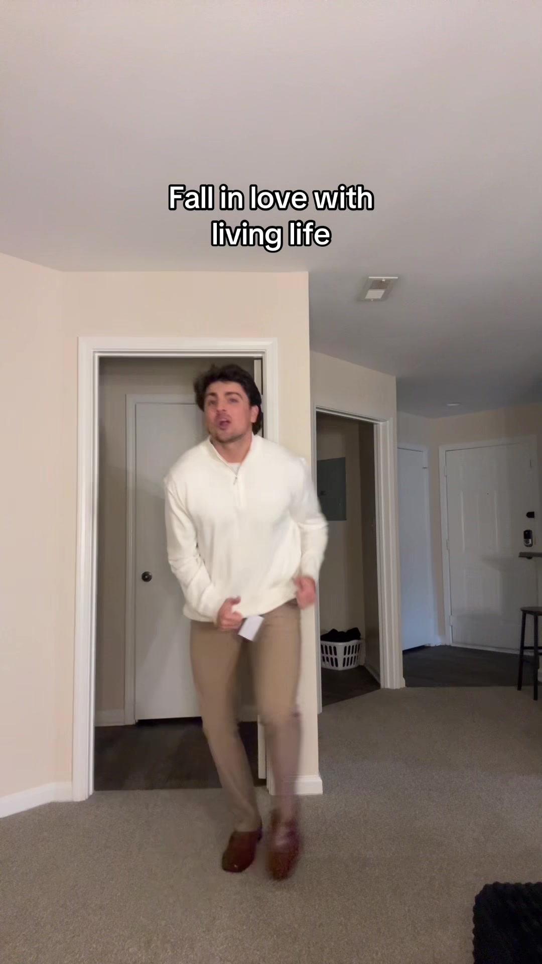 @CjHennings8