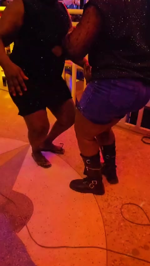 @Aqueeno Chogo