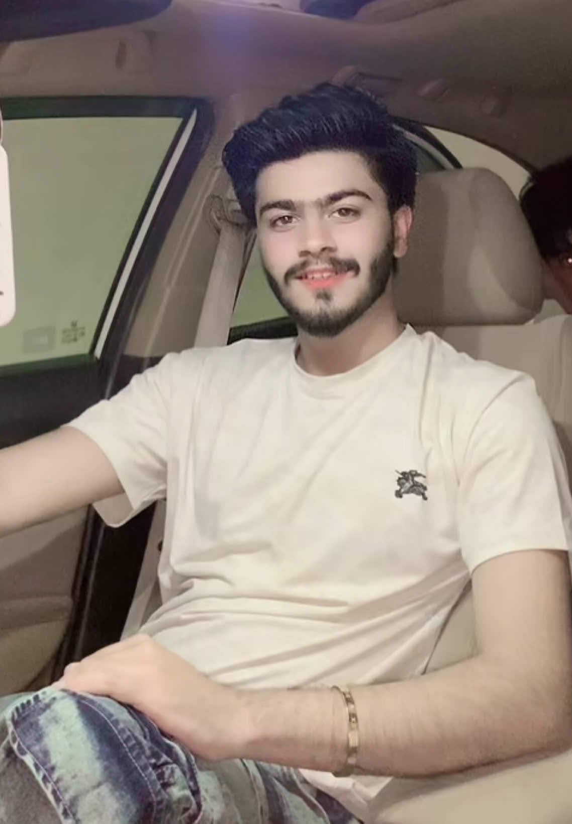 @🦅 فخرے فاروق گنج ✨