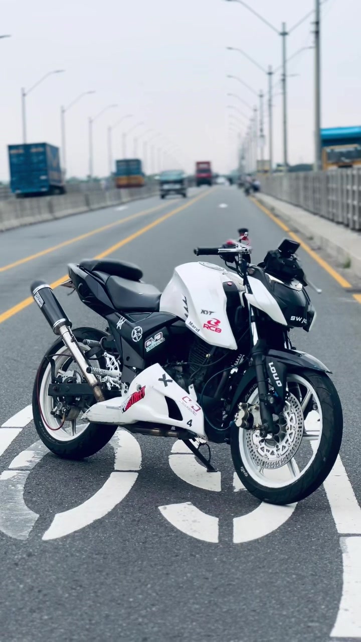 @4x.rider.1