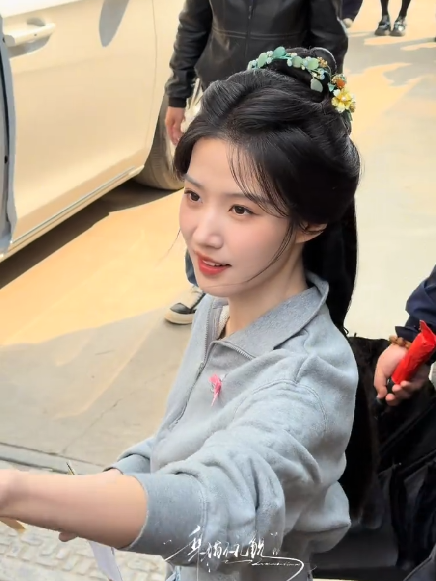 @Ở đây có Lư Dục Hiểu
