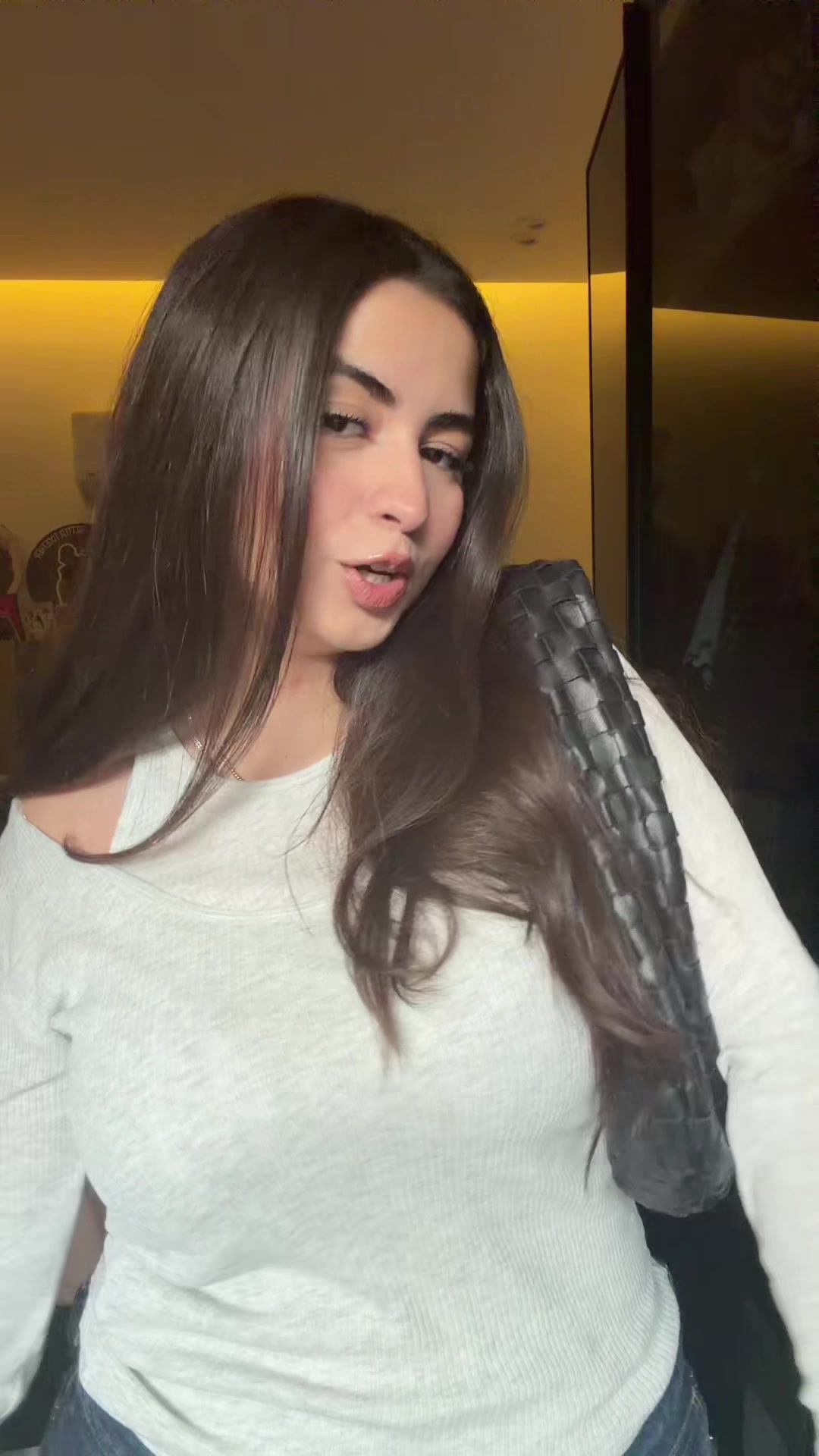 @janahafezzz