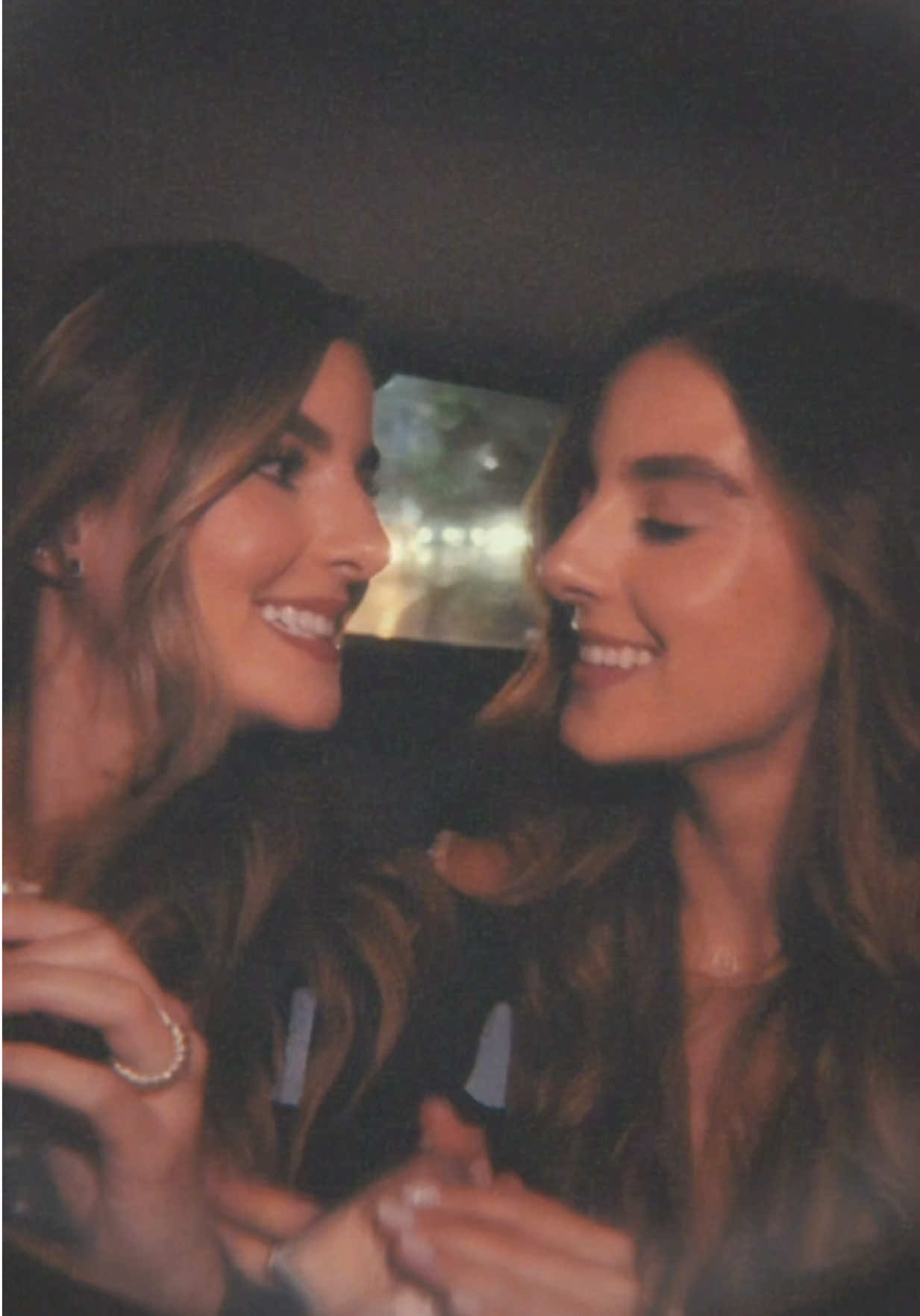 @Mariana Neumann
