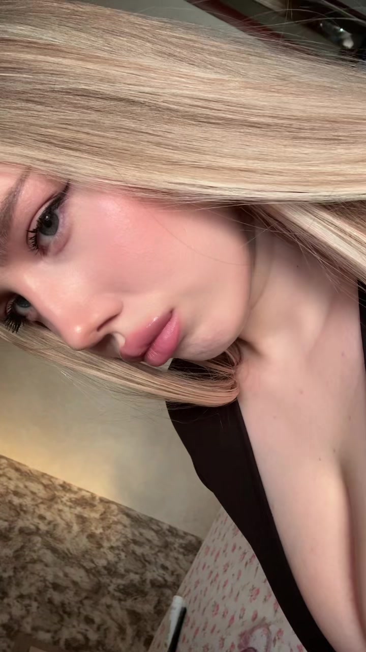 @Sophie🗡️