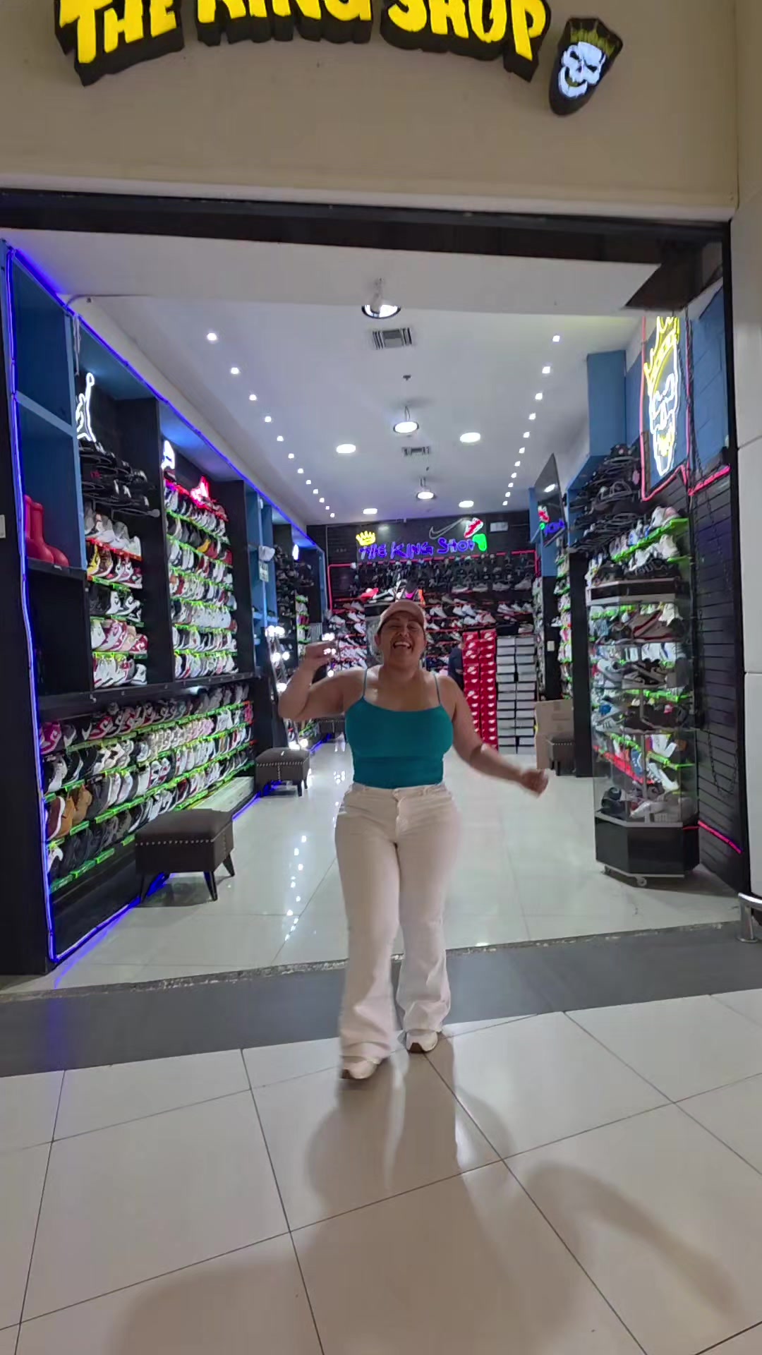 @the.king.shopsenderolafe