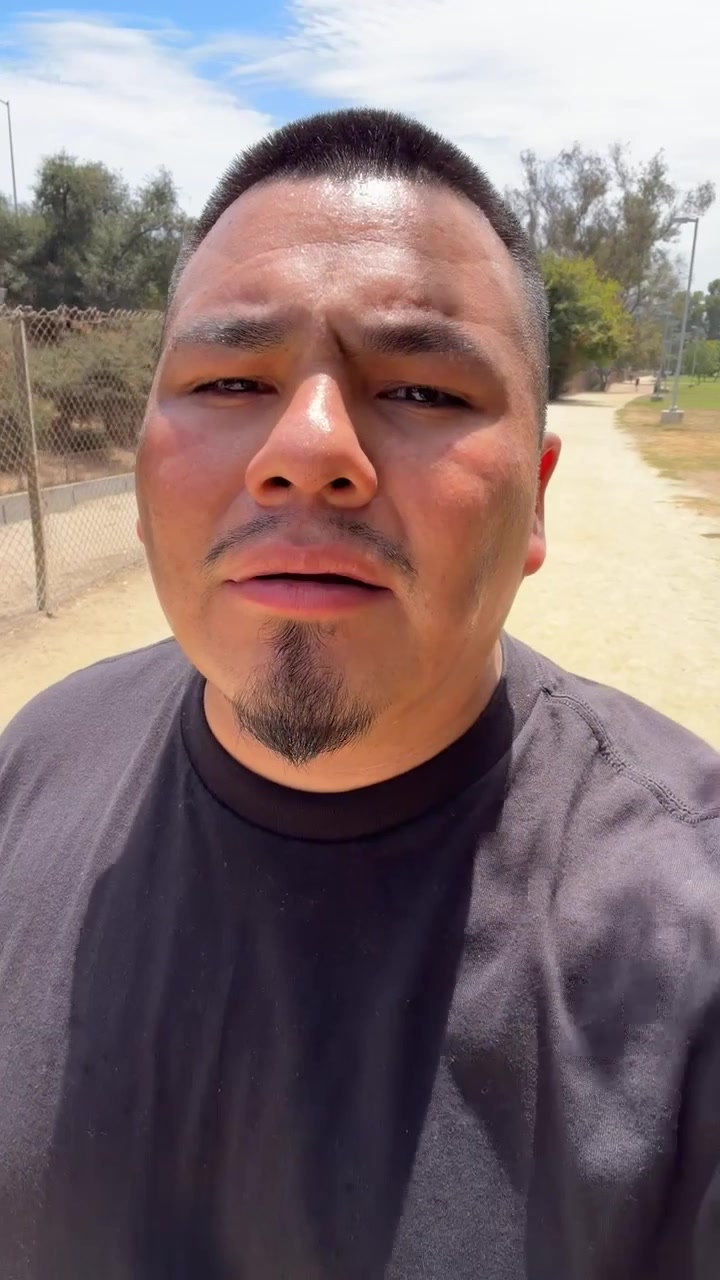 @DoKnows_