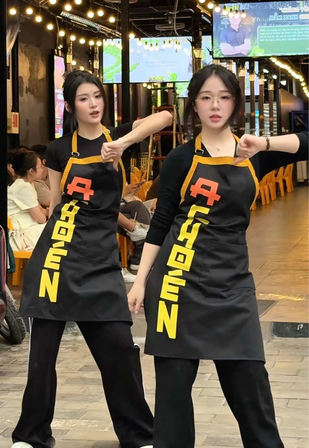 @A Choén Biết Nhảy