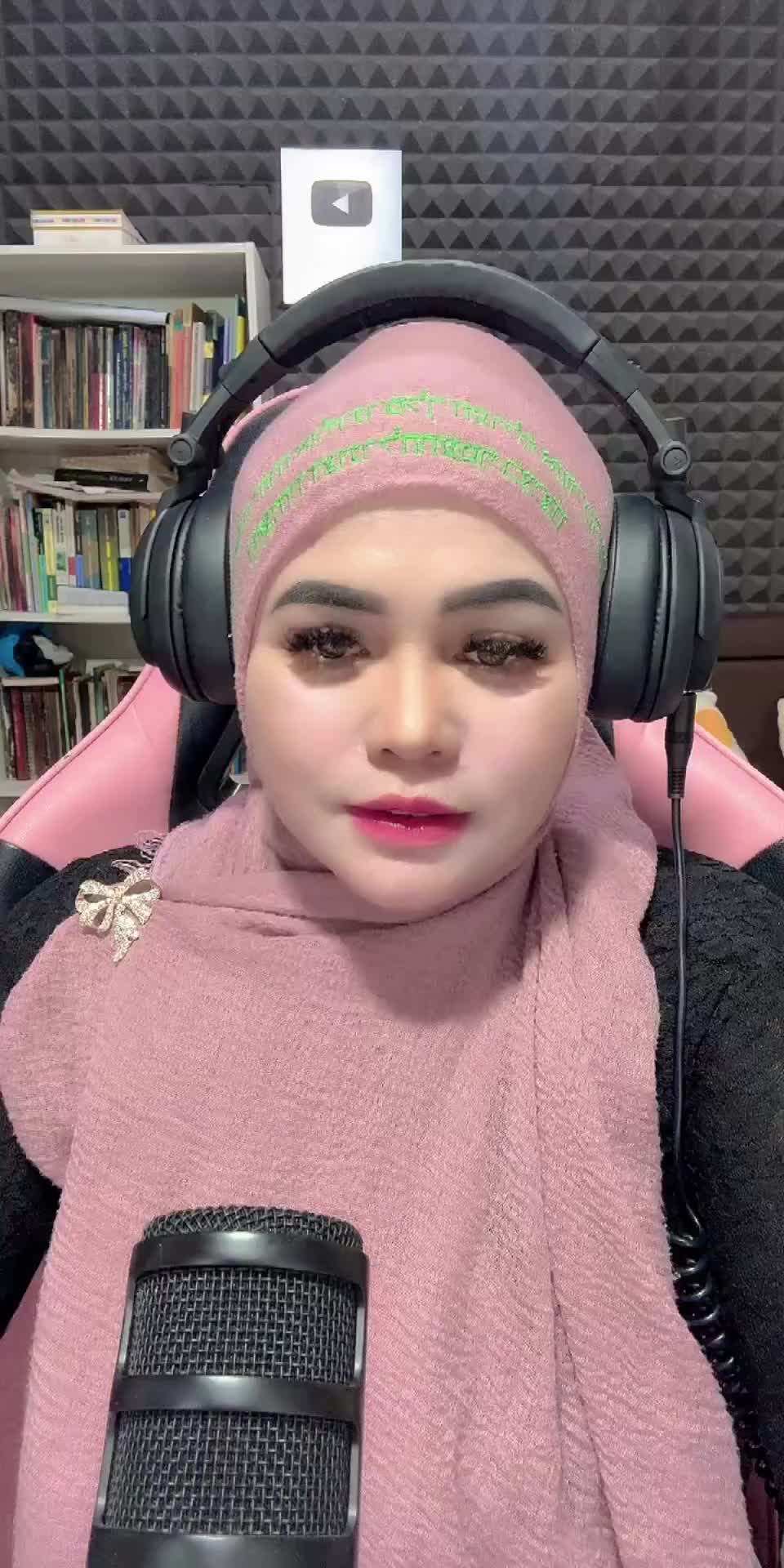 @Mikhana16091