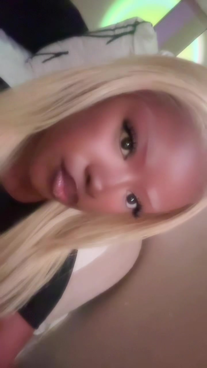 @𝐬𝐢𝐦𝐩
