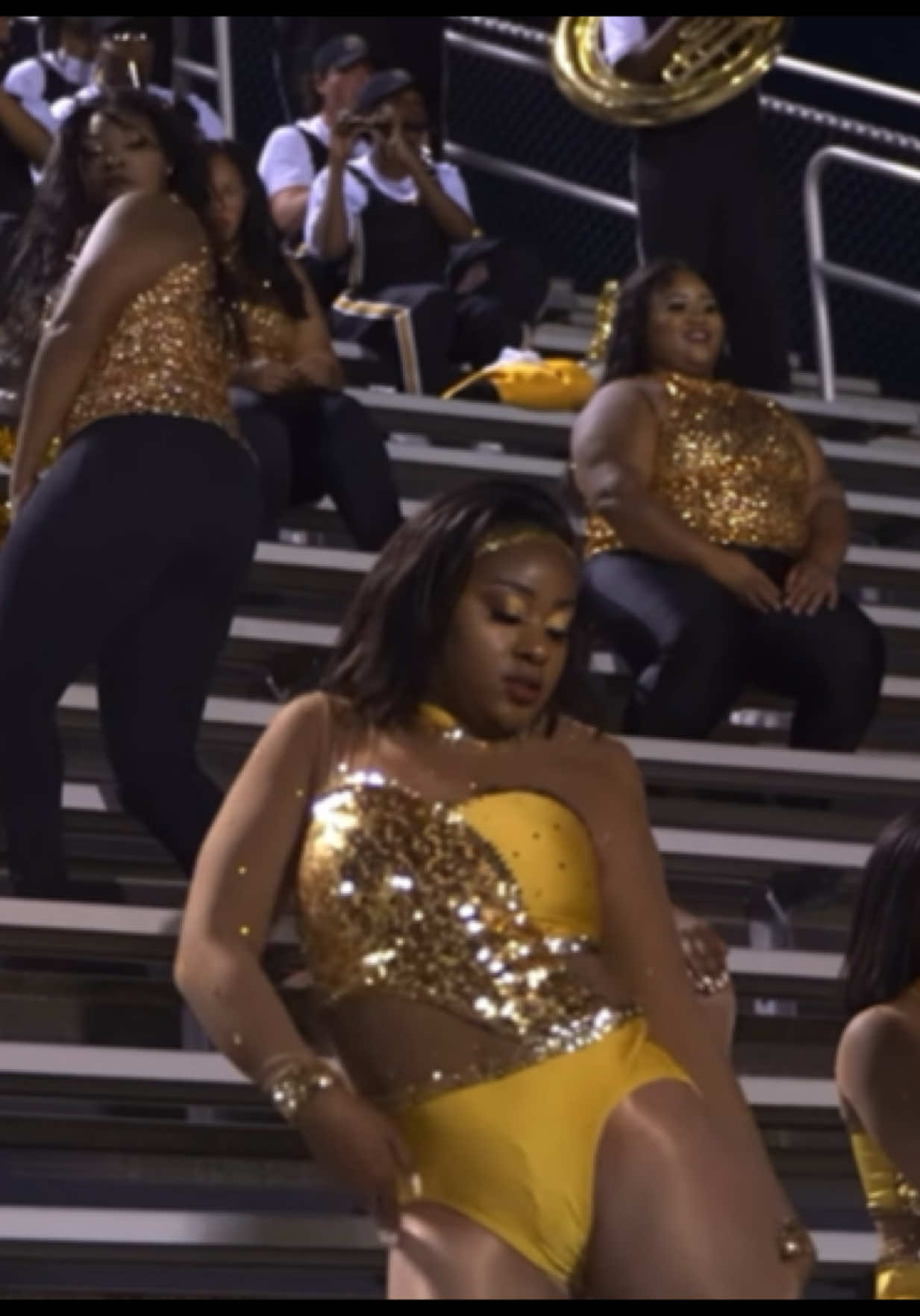 @theeloveofdance