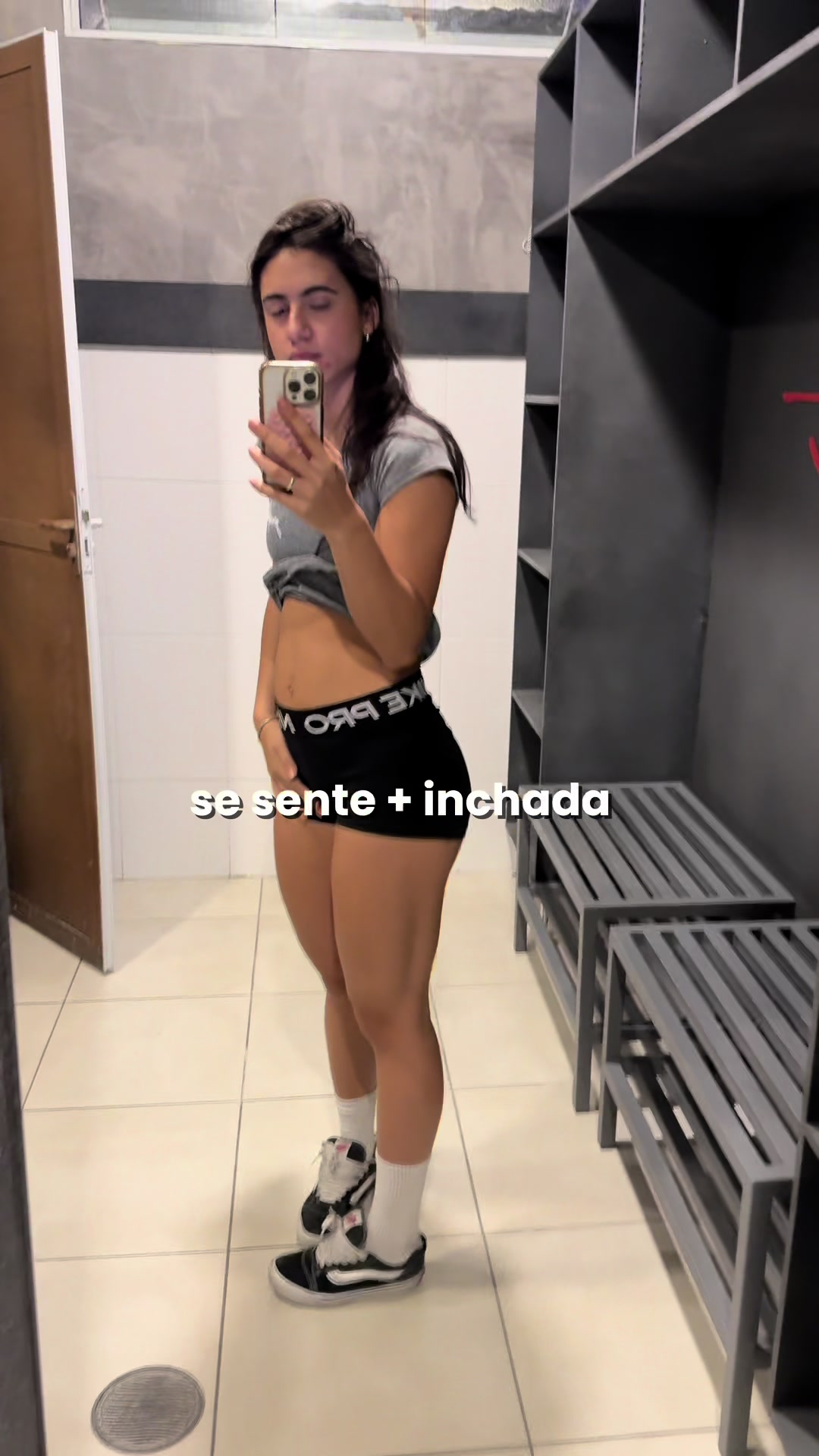 @karoliv_