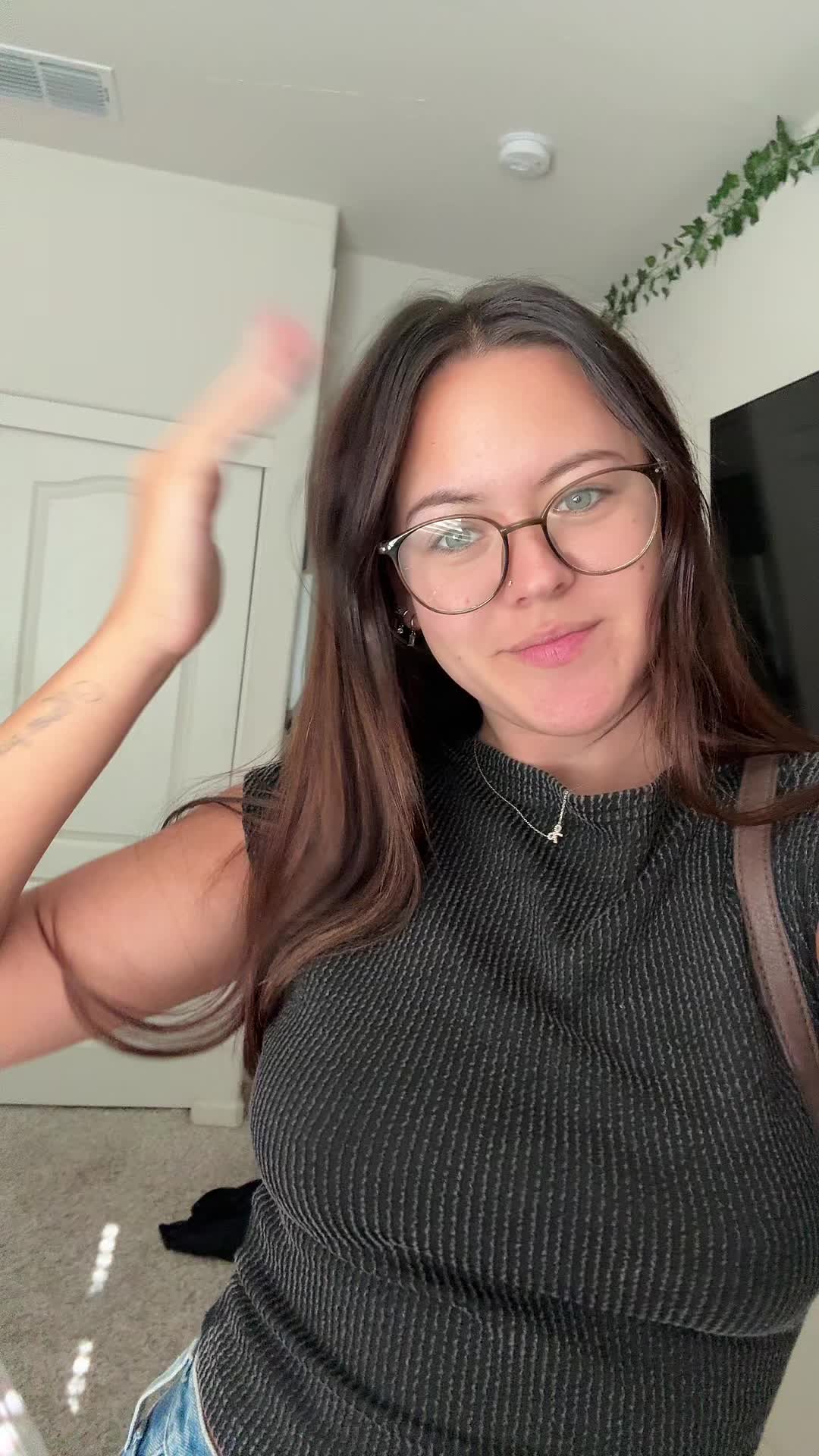 @leonie