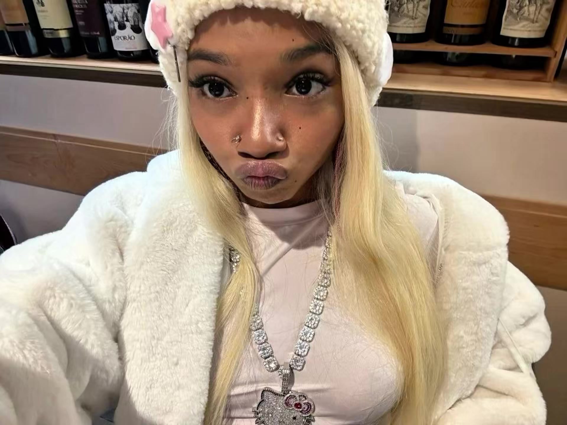 @notlya