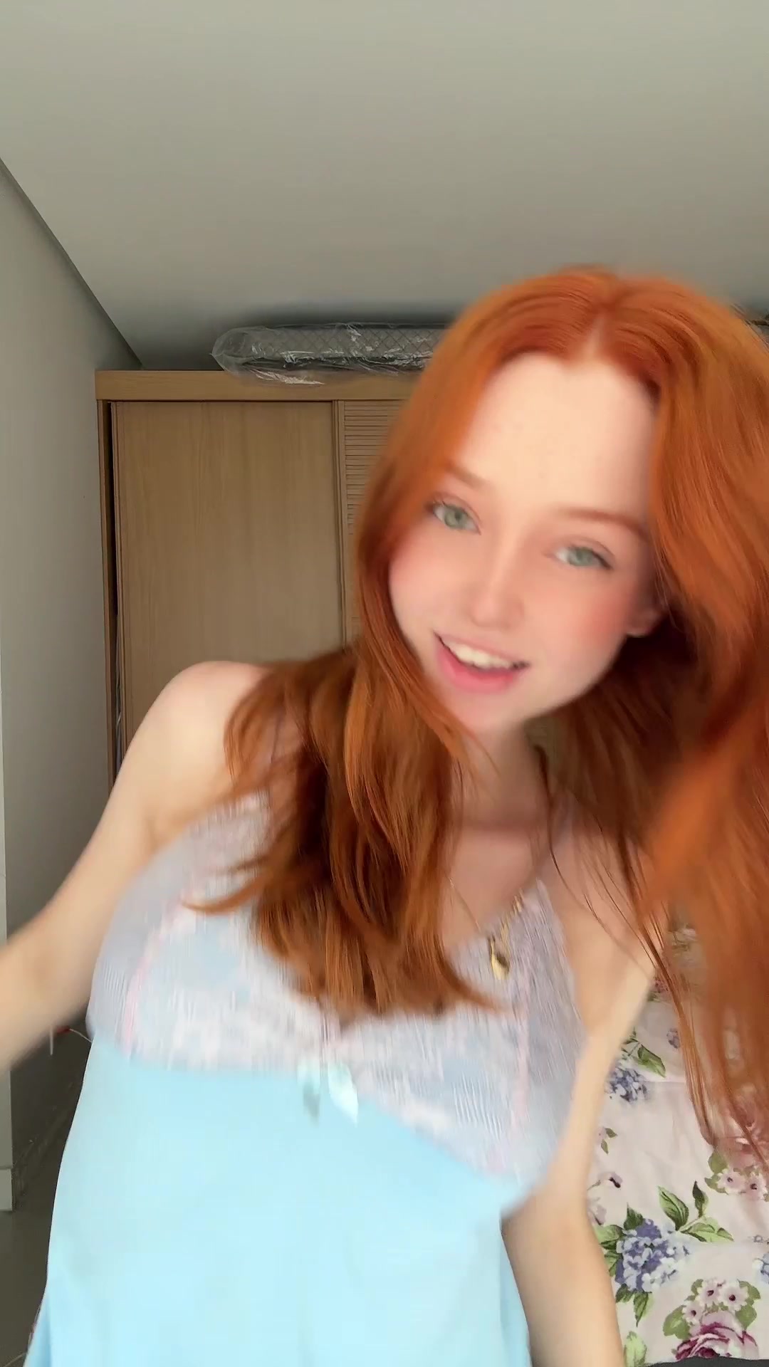 @Rosalie Red