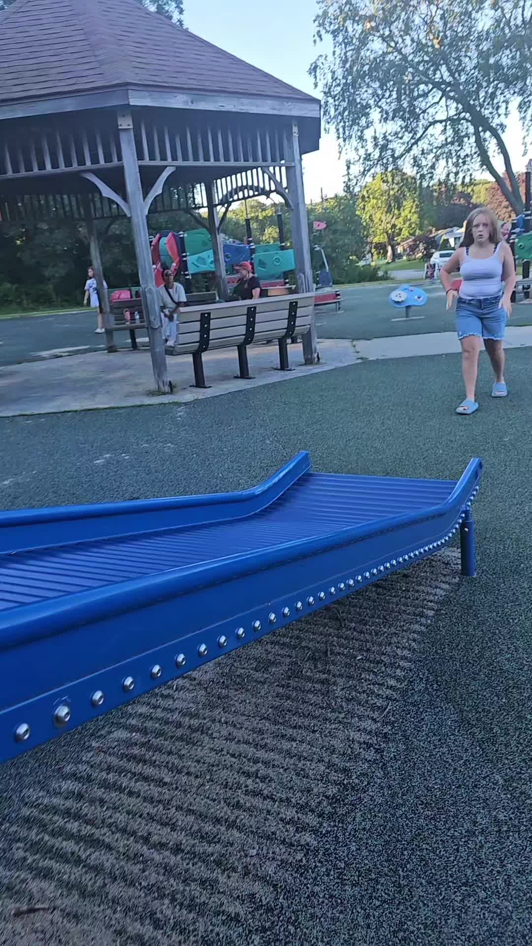 @melinaa