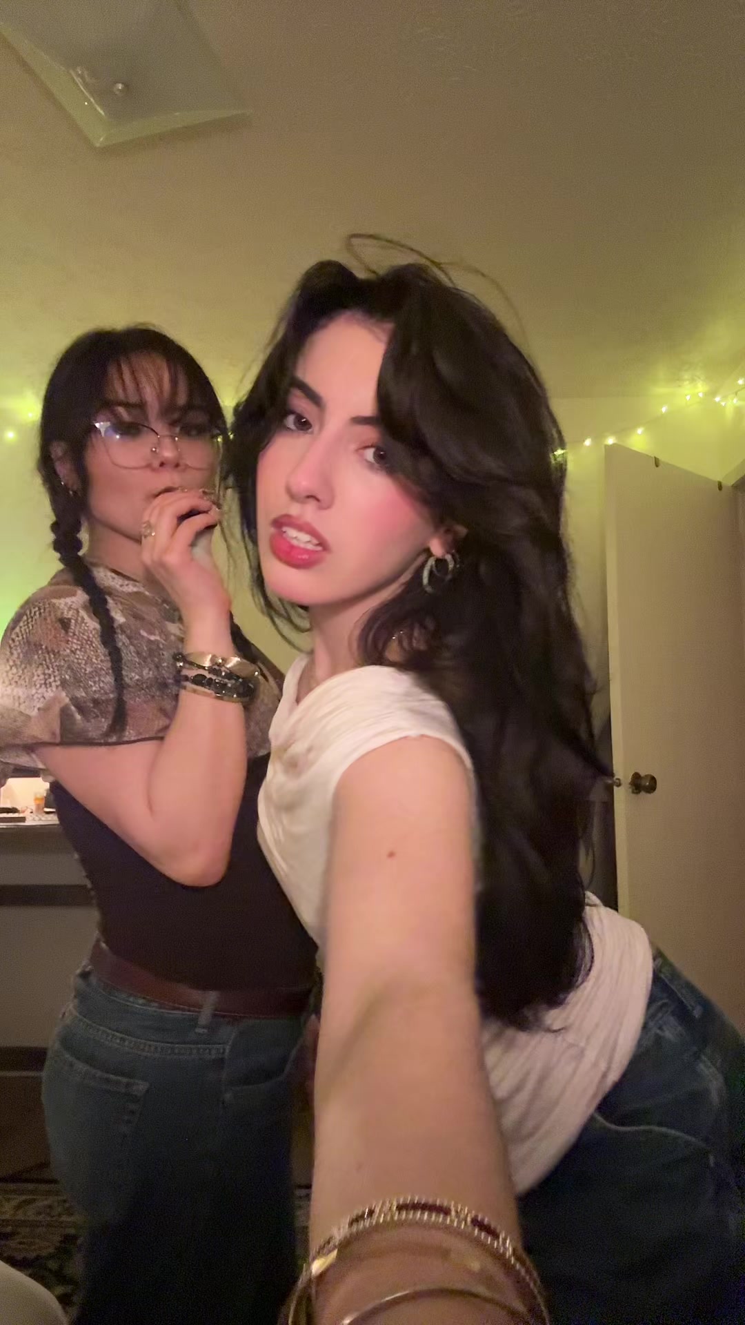 @meow