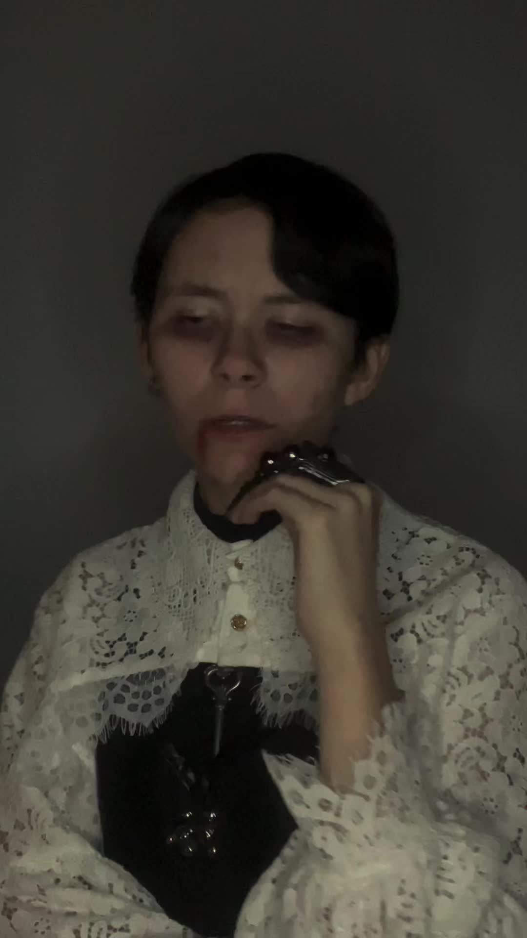 @Emi