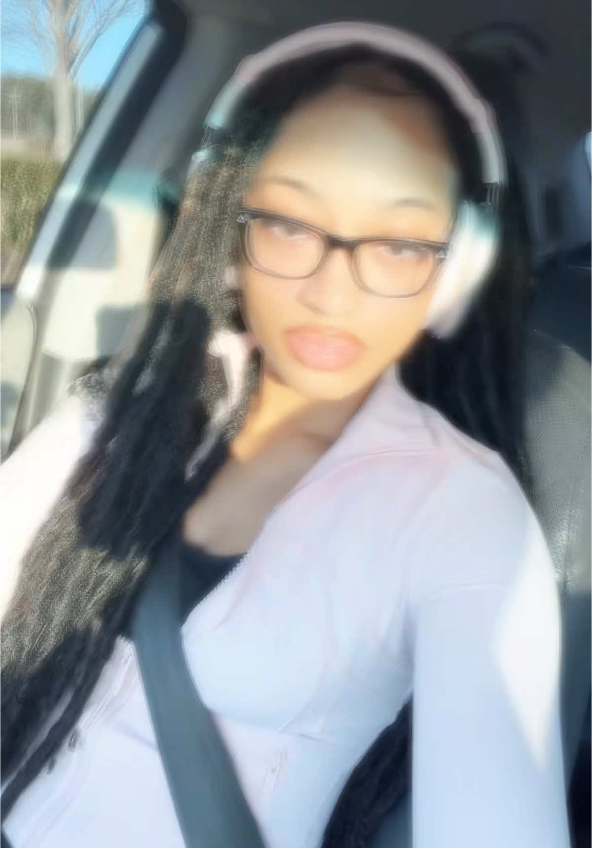 @laurennkenzie