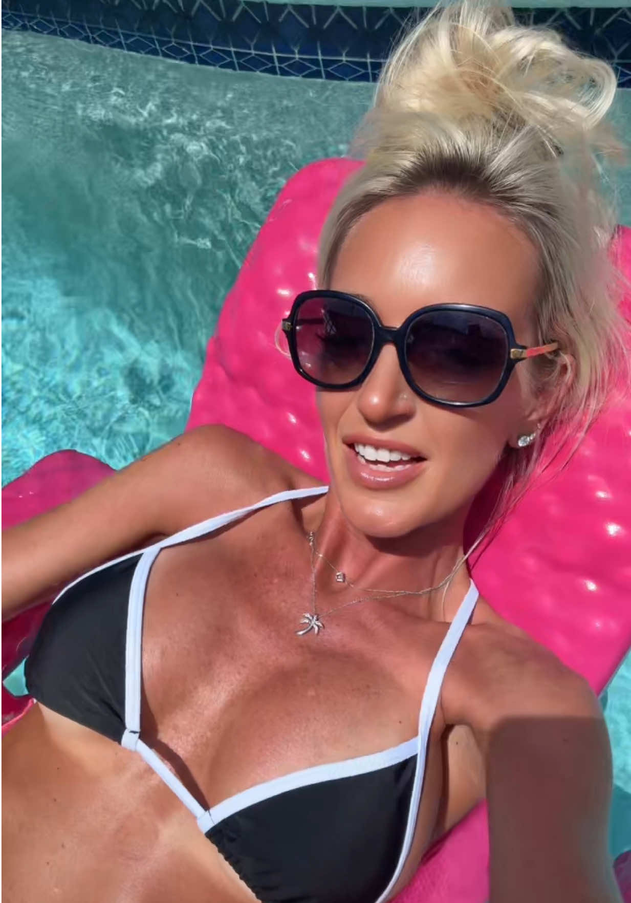 @fitnesschloe1