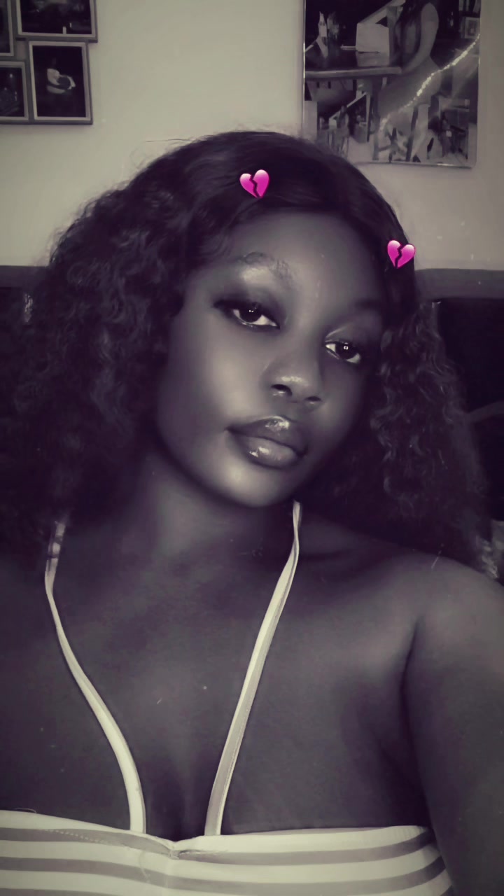 @Iam Esty 🦄