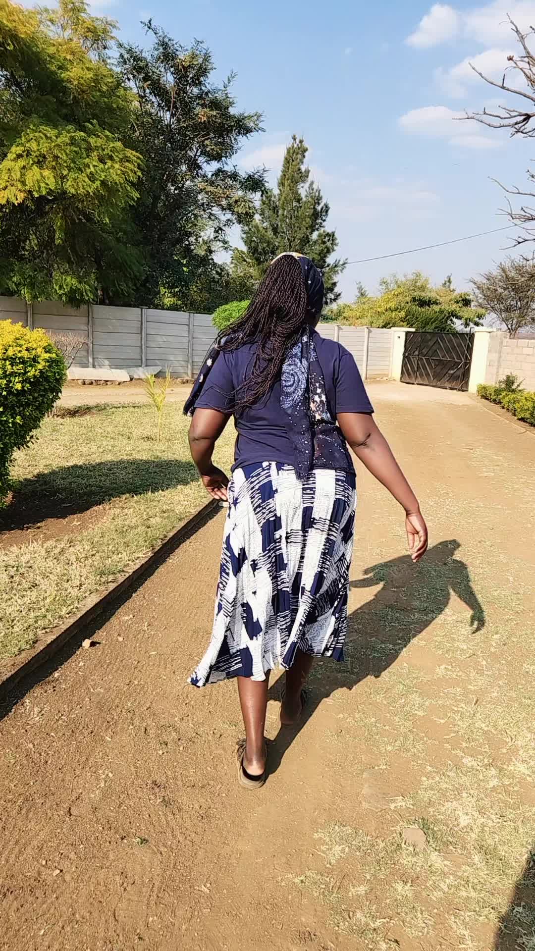 @shammy Moyo🇿🇼