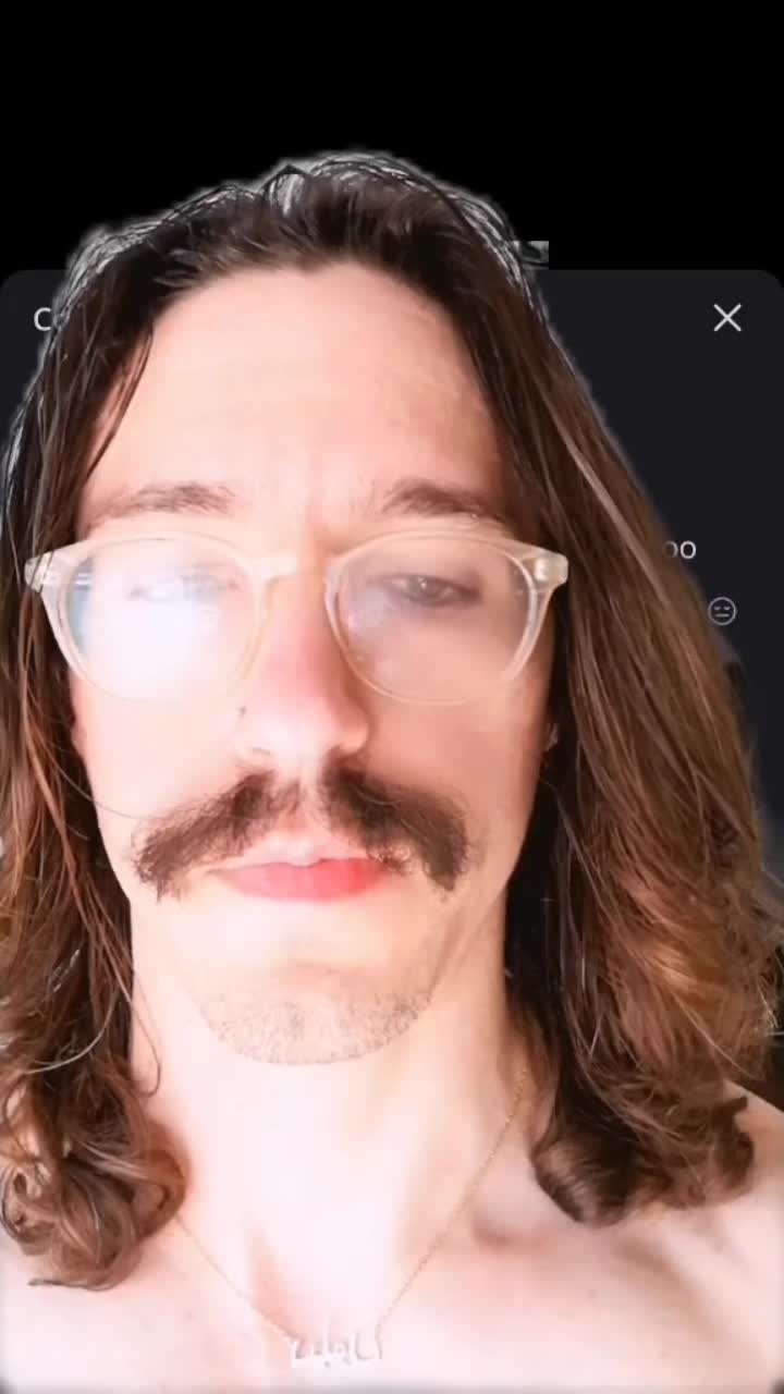 @comradeDillon🌹 ☭