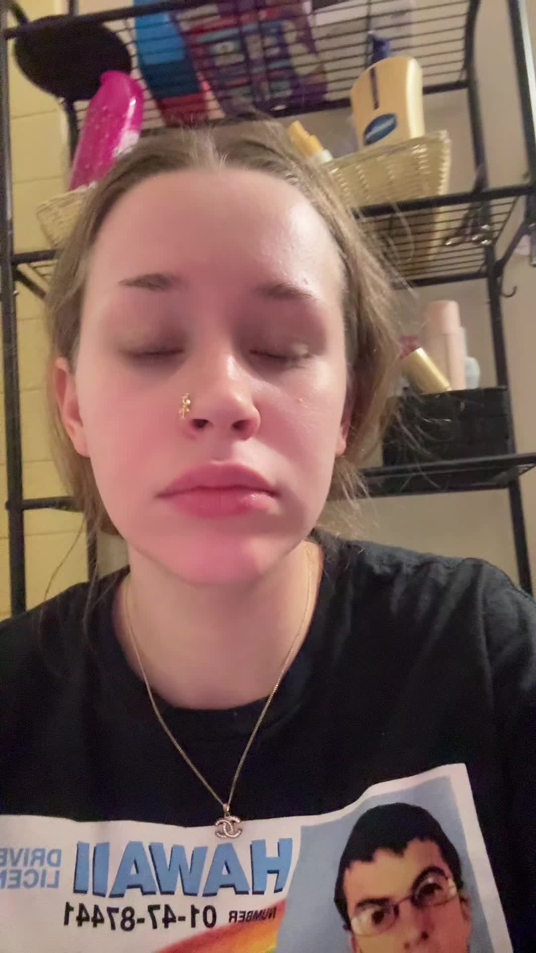 @misshoneyy222