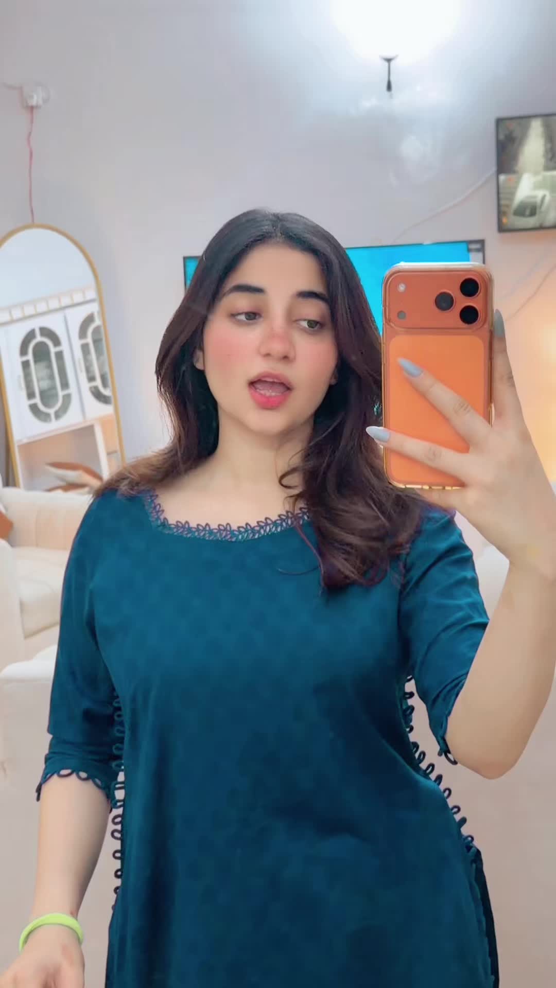 @Ayesha qureshi,