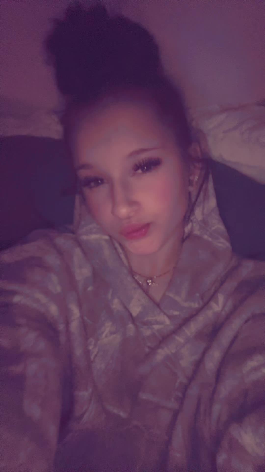 @꧁ 𝓐𝓿𝓪 ꧂