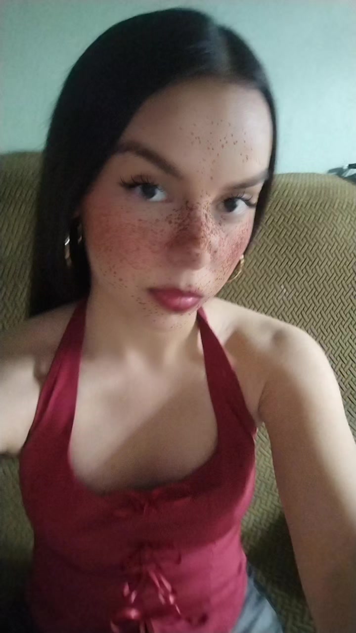 @Angie21.