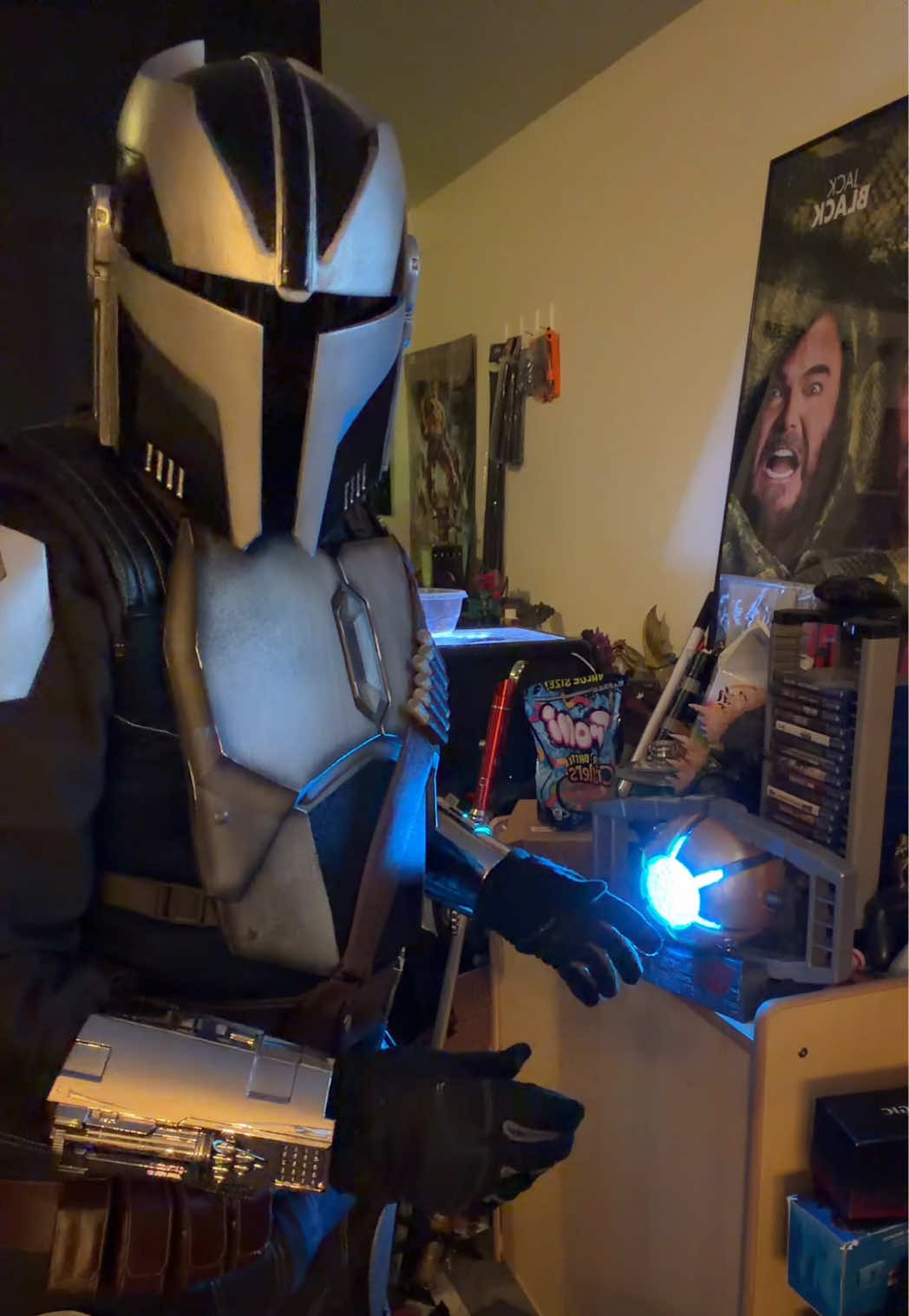 @Glueguncosplay94