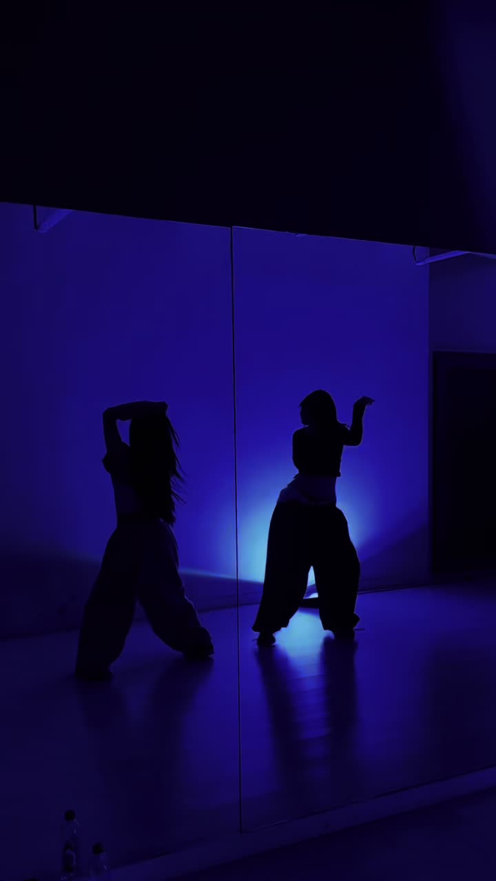 @キラ