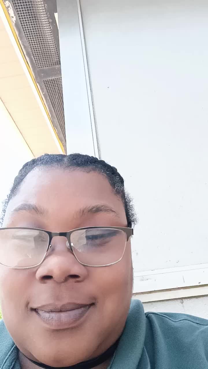 @Itsdefinitelyu