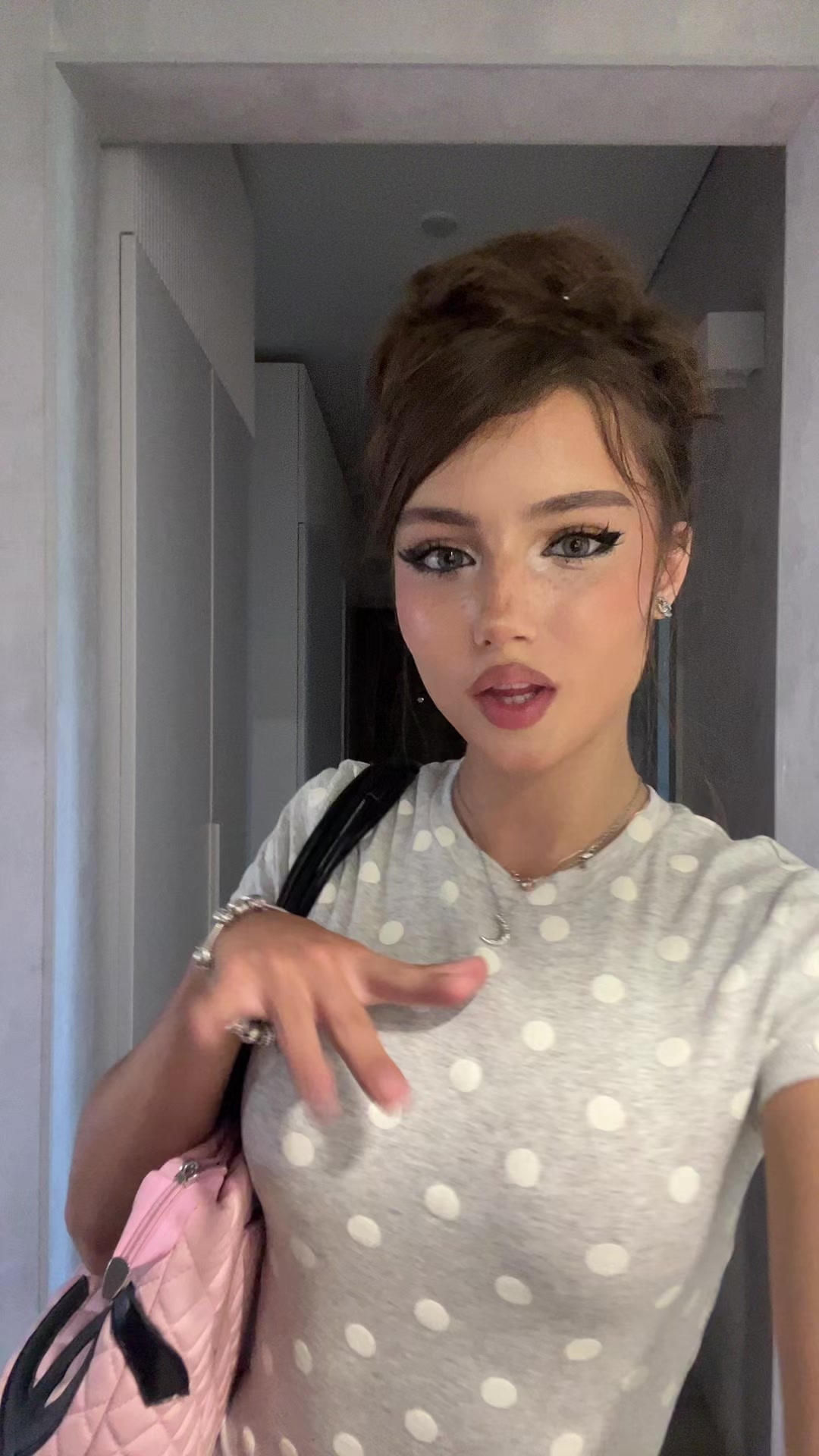 @arishka1_11