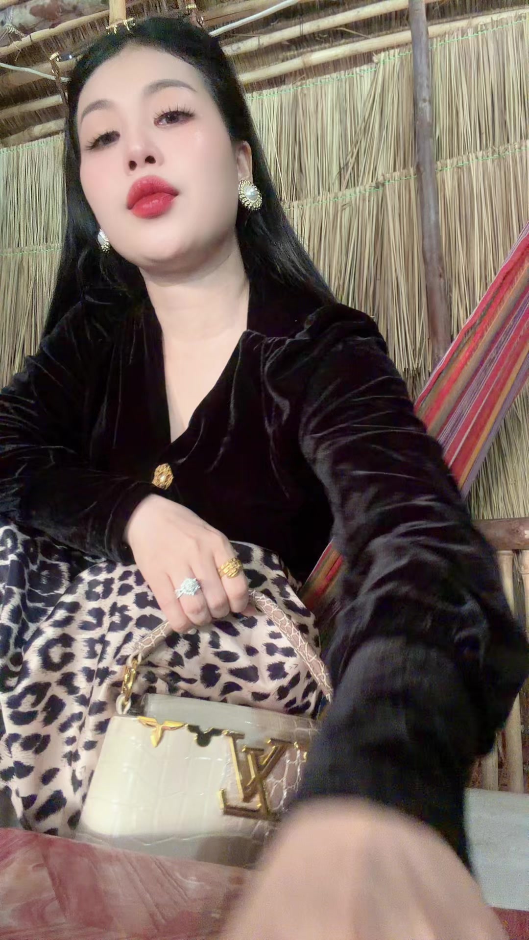@oungii60
