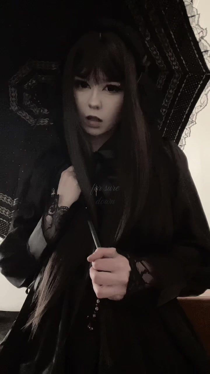 @⋆ ៹   lark ׅ    ੭