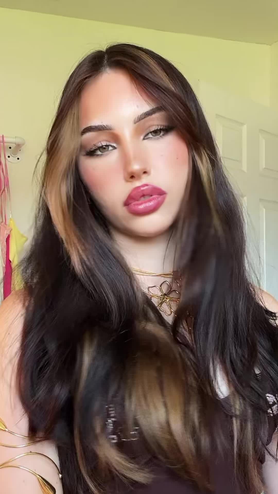 @lizzafterdark