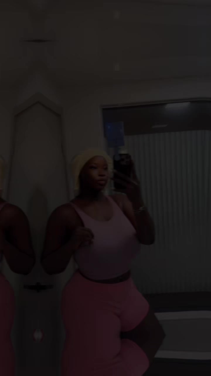 @favvscouture