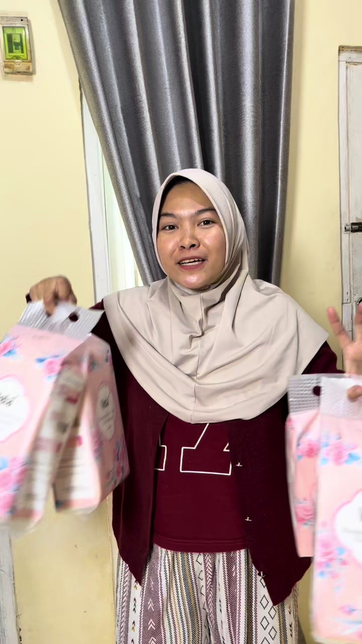 @Lia alam17 | Mom & Baby